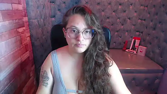 SaraThomso online show from 09/25/25, 03:21