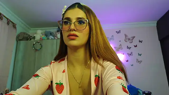 caroline jonson online show from 03/13/26, 09:32