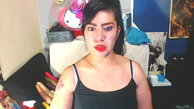 Snapshot of luisahott chatting on 02/06/26, 08:56 luisahott online show from 02/06/26, 08:56