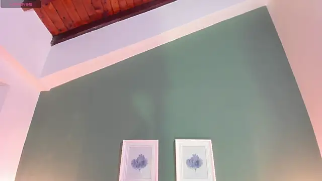  anavictoria  online show from 11/15/25, 12:23