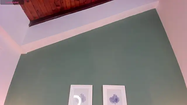  anavictoria  online show from 11/29/25, 12:30