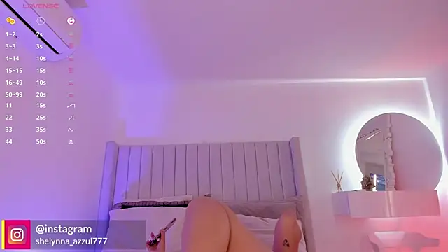 Shelynna azzul online show from 09/27/25, 08:03