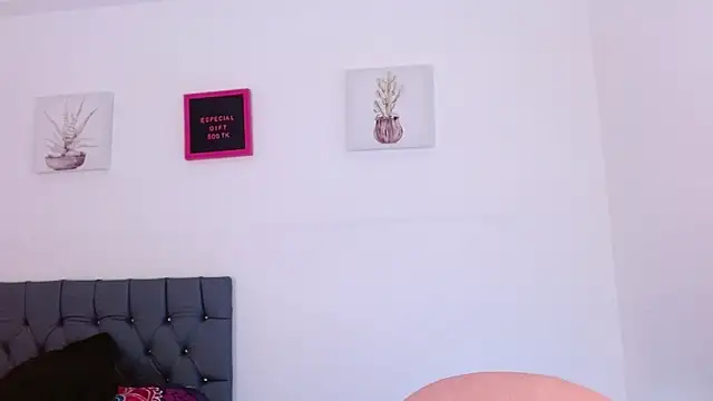  abby Cooper  online show from 01/03/25, 06:01