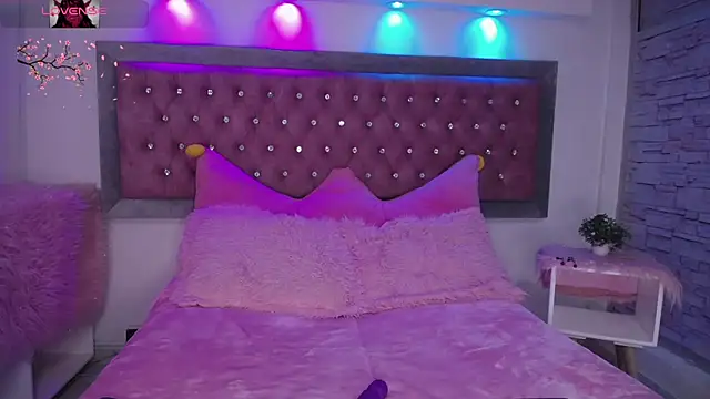 Tifanny Sweett online show from 12/11/24, 11:00