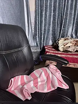 Snapshot of Ritu-Babe chatting on 03/05/26, 06:37 Ritu-Babe online show from 03/05/26, 06:37