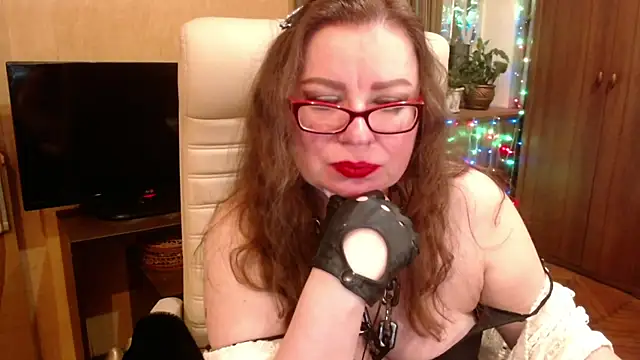 Snapshot of Miss_Tress chatting on 03/15/25, 01:08 Miss Tress online show from 03/15/25, 01:08