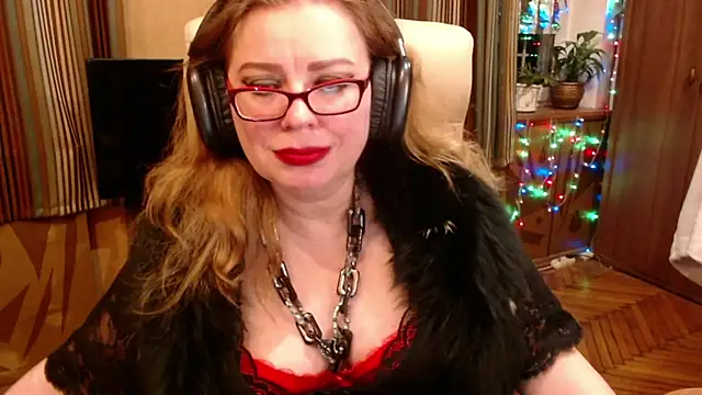 Snapshot of Miss_Tress chatting on 02/17/26, 06:58 Miss Tress online show from 02/17/26, 06:58