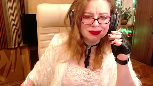 Snapshot of Miss_Tress chatting on 02/21/26, 08:54 Miss Tress online show from 02/21/26, 08:54