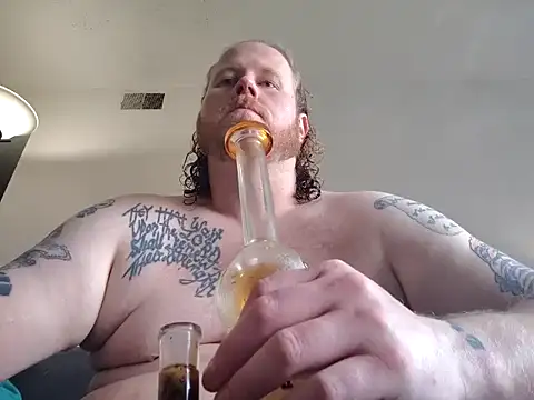 Snapshot of Barrentine88 chatting on 03/04/25, 05:03 Barrentine88 online show from 03/04/25, 05:03