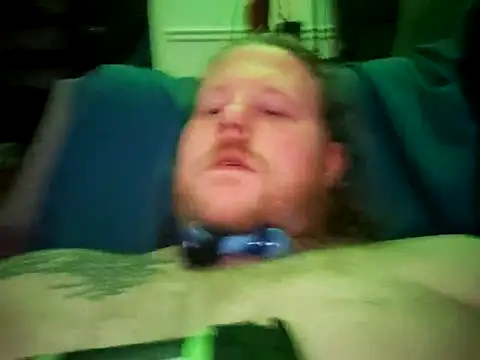 Snapshot of Barrentine88 chatting on 03/08/25, 11:37 Barrentine88 online show from 03/08/25, 11:37