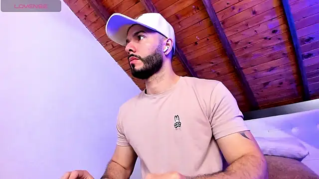 Snapshot of Tom_Bailey chatting on 02/14/26, 12:46 Tom Bailey online show from 02/14/26, 12:46