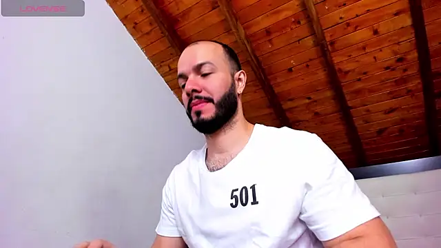 Snapshot of Tom_Bailey chatting on 02/22/26, 12:58 Tom Bailey online show from 02/22/26, 12:58