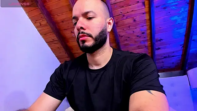 Snapshot of Tom_Bailey chatting on 03/02/26, 12:45 Tom Bailey online show from 03/02/26, 12:45