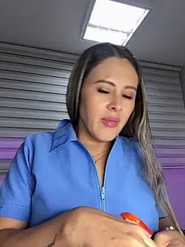 ALONDRAMILF online show from 02/02/25, 04:48