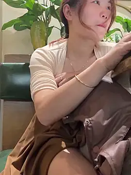 Emily 9xx online show from 03/18/25, 08:47