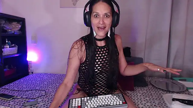 Snapshot of diosa78afrodita chatting on 11/06/25, 01:50 diosa78afrodita online show from 11/06/25, 01:50