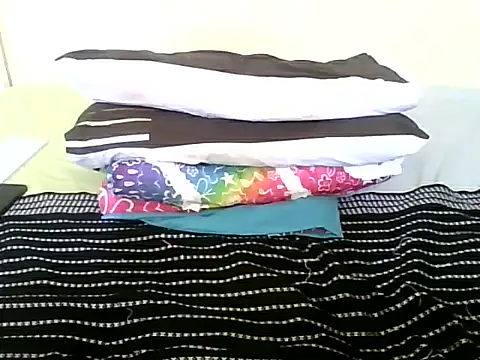 Snapshot of nisherjay chatting on 01/22/25, 01:11 nisherjay online show from 01/22/25, 01:11