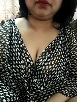 cuteyqueen online show from 02/25/26, 07:40