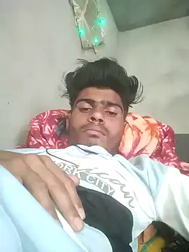 Snapshot of Yasha_14C_Creator chatting on 02/17/25, 09:24 Yasha 14C Creator online show from 02/17/25, 09:24