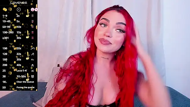 Snapshot of NicoleRouss chatting on 02/28/25, 04:32 NicoleRouss online show from 02/28/25, 04:32