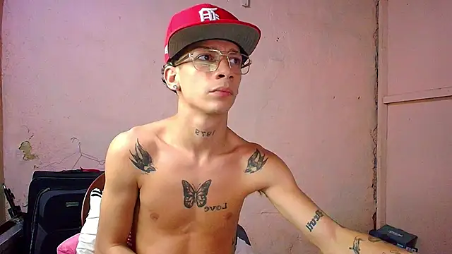 Snapshot of mateodeamjo chatting on 07/14/26, 04:17 mateodeamjo online show from 07/14/26, 04:17