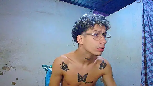 Snapshot of mateodeamjo chatting on 07/30/26, 04:22 mateodeamjo online show from 07/30/26, 04:22