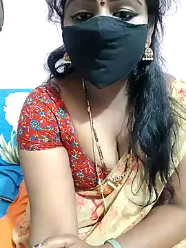 Snapshot of louise92 chatting on 12/17/24, 05:47 louise92 online show from 12/17/24, 05:47