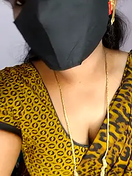louise92 online show from 04/18/26, 04:05