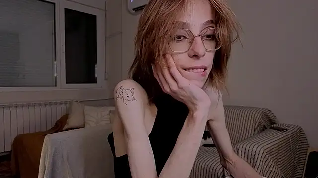 amber quell here online show from 11/14/25, 04:17