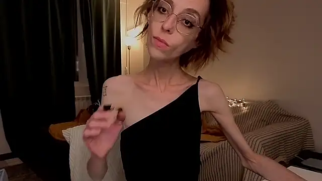 Snapshot of amber_quell_here chatting on 03/14/26, 04:34 amber quell here online show from 03/14/26, 04:34