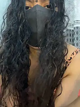 Snapshot of Angel_Zaara chatting on 12/05/25, 09:40 Angel Zaara online show from 12/05/25, 09:40