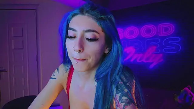 AriaVoss online show from 12/21/24, 11:56