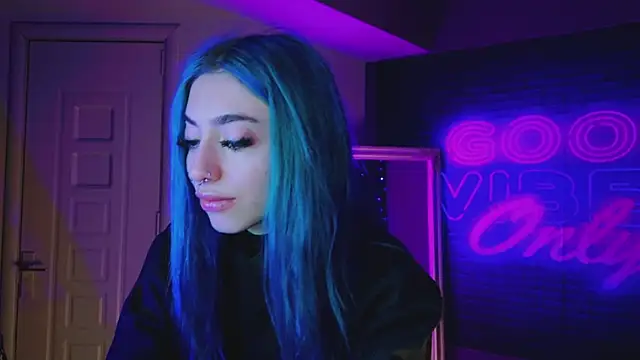 AriaVoss online show from 01/07/25, 08:31