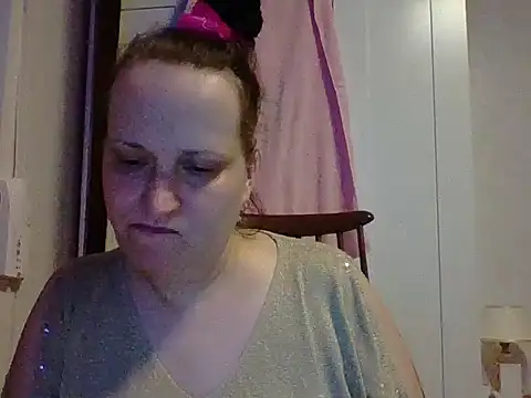  squirty cum lady  online show from 02/25/25, 04:42