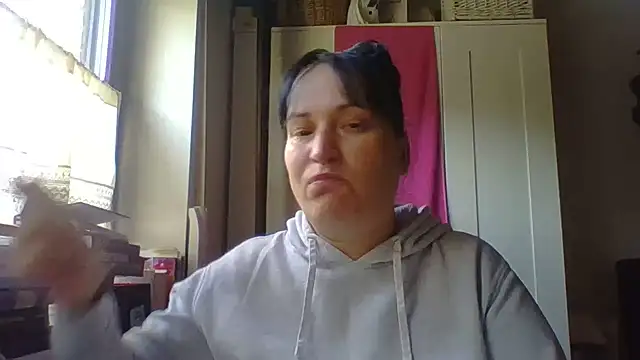  squirty cum lady  online show from 06/10/26, 07:07