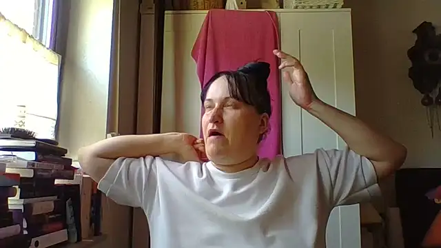  squirty cum lady  online show from 06/18/26, 08:25