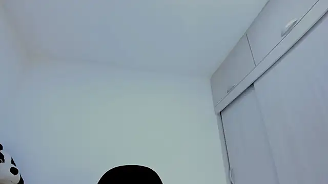 Amelia Debora Antonella online show from 04/29/26, 01:37