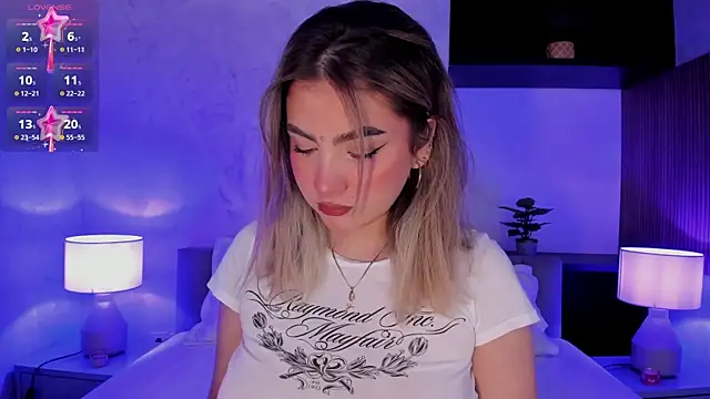 Snapshot of SamantaBone chatting on 02/07/25, 09:15 SamantaBone online show from 02/07/25, 09:15