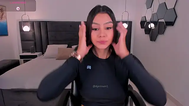 Snapshot of AllyJensen chatting on 05/12/26, 10:34 AllyJensen online show from 05/12/26, 10:34