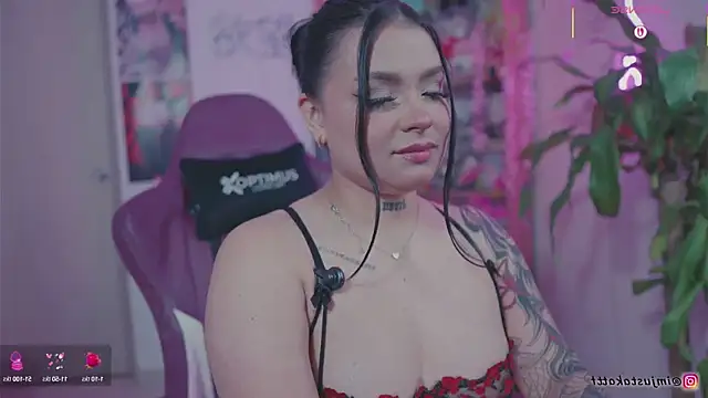 sensualkattt online show from 09/15/25, 01:00