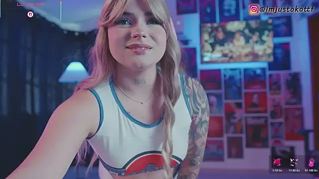 sensualkattt online show from 10/22/25, 01:44