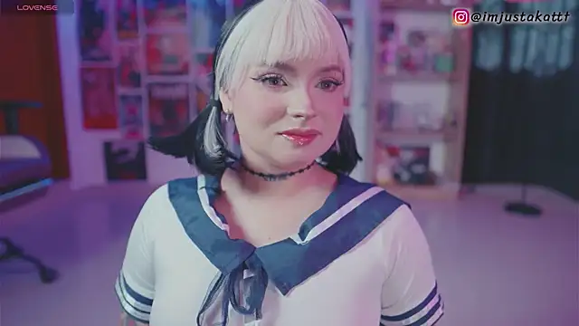 sensualkattt online show from 10/28/25, 01:03