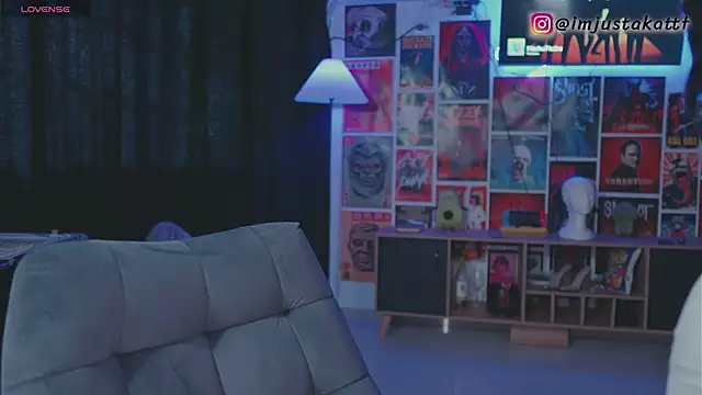 sensualkattt online show from 05/10/26, 01:38