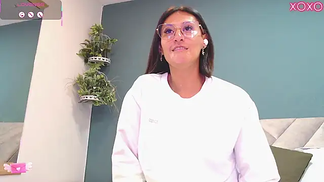 SharisWillian online show from 10/27/25, 04:05