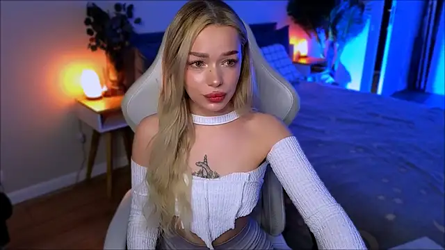 Lily Yin online show from 05/01/26, 05:45