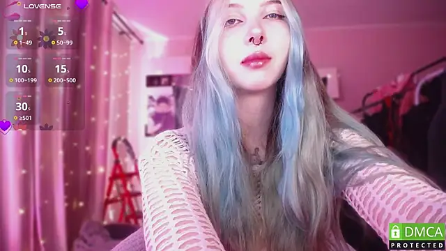 JustMeowGirl online show from 05/08/26, 05:13
