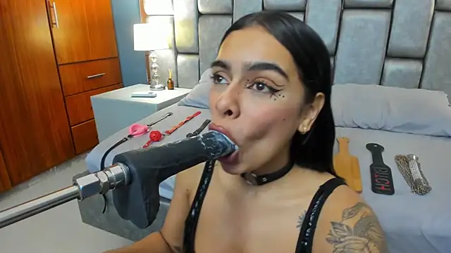 Foxy Assh  online show from 09/21/25, 08:10