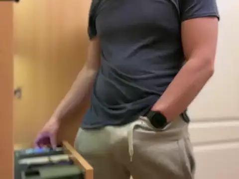 etat onn online show from 11/15/25, 06:04