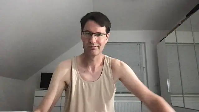 zxzx cam1 online show from 09/10/25, 02:50