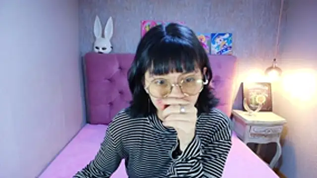 charlottemoonxz online show from 06/23/26, 05:33